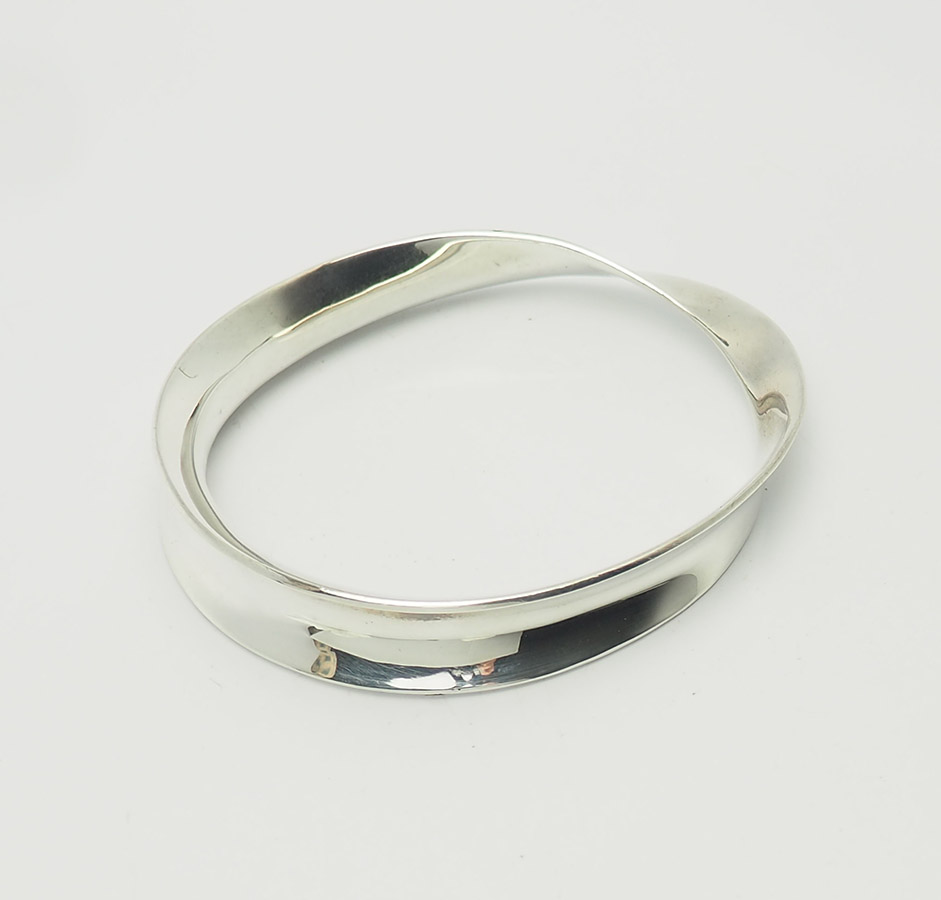 アクセサリー LET IT BE Stamped & Twisted Bangle SV925 Vintage sterling 925 silver infinity loop twisted bangle bracelet