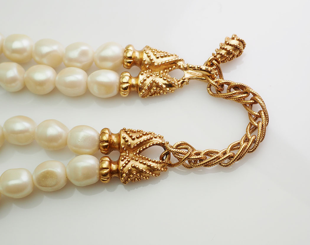 Vintage Franklin Mint faux pearl gold tone designer necklace by Mary ...